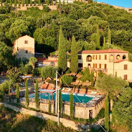 Madonna Del Poggio Cav Aparthotel สการ์ลีโน ภายนอก รูปภาพ