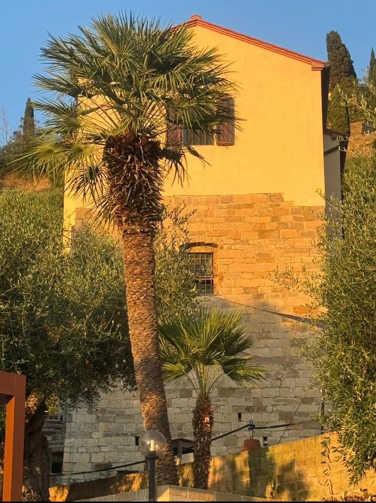 Madonna Del Poggio Cav Aparthotel สการ์ลีโน ภายนอก รูปภาพ